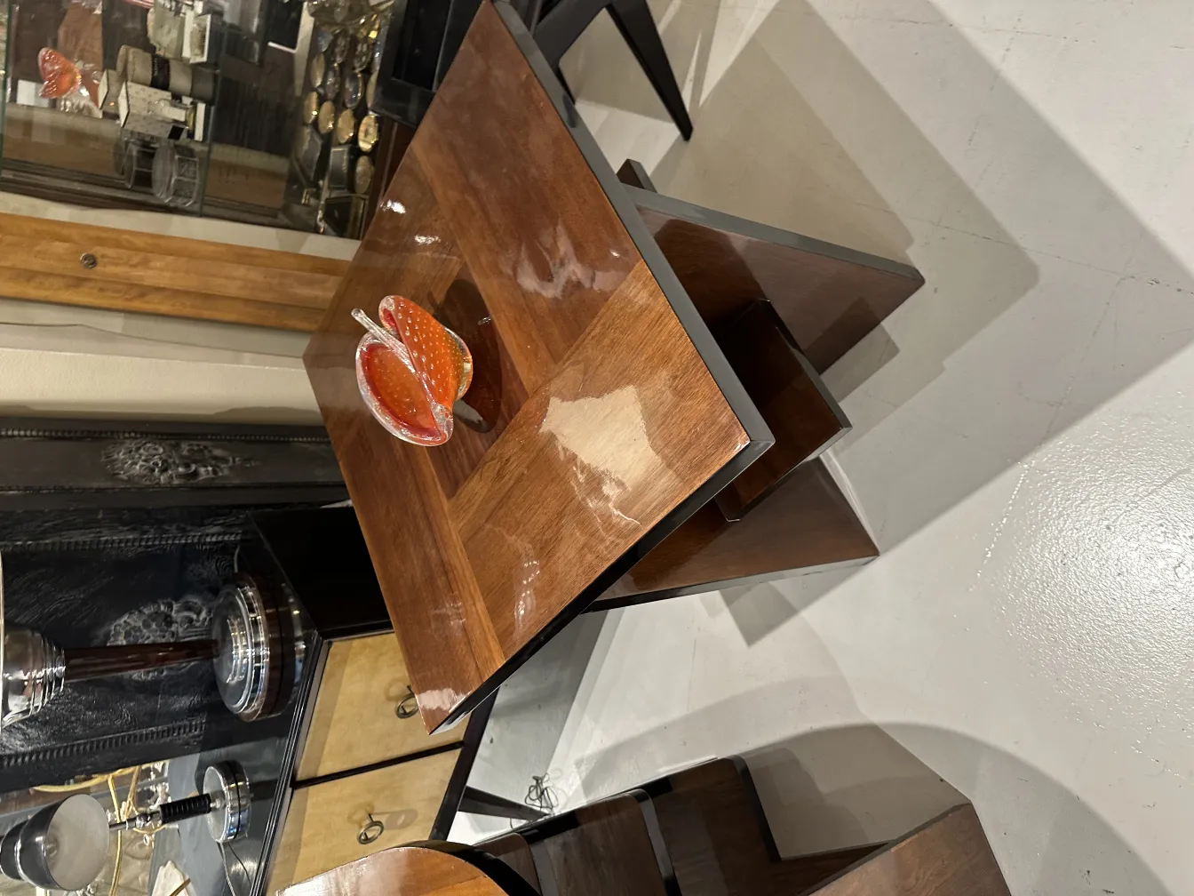 cristal de murano décoratif en forme de feuille avec détails