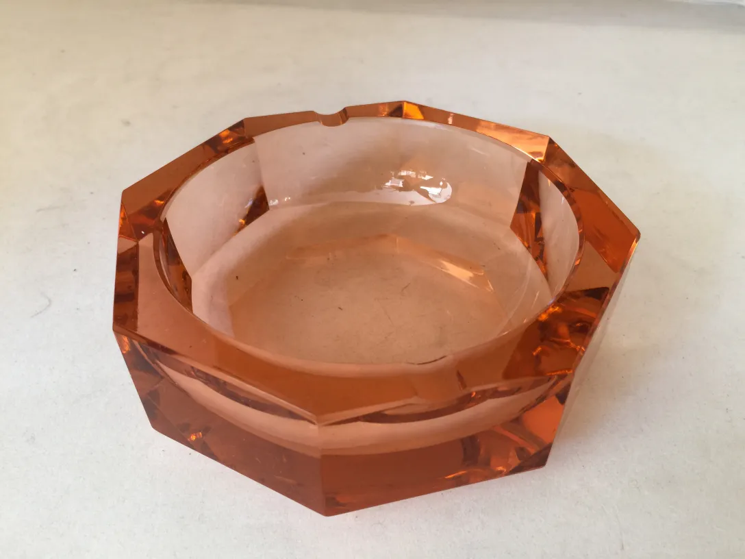 cendrier octagonal en cristal de murano de couleur orange
