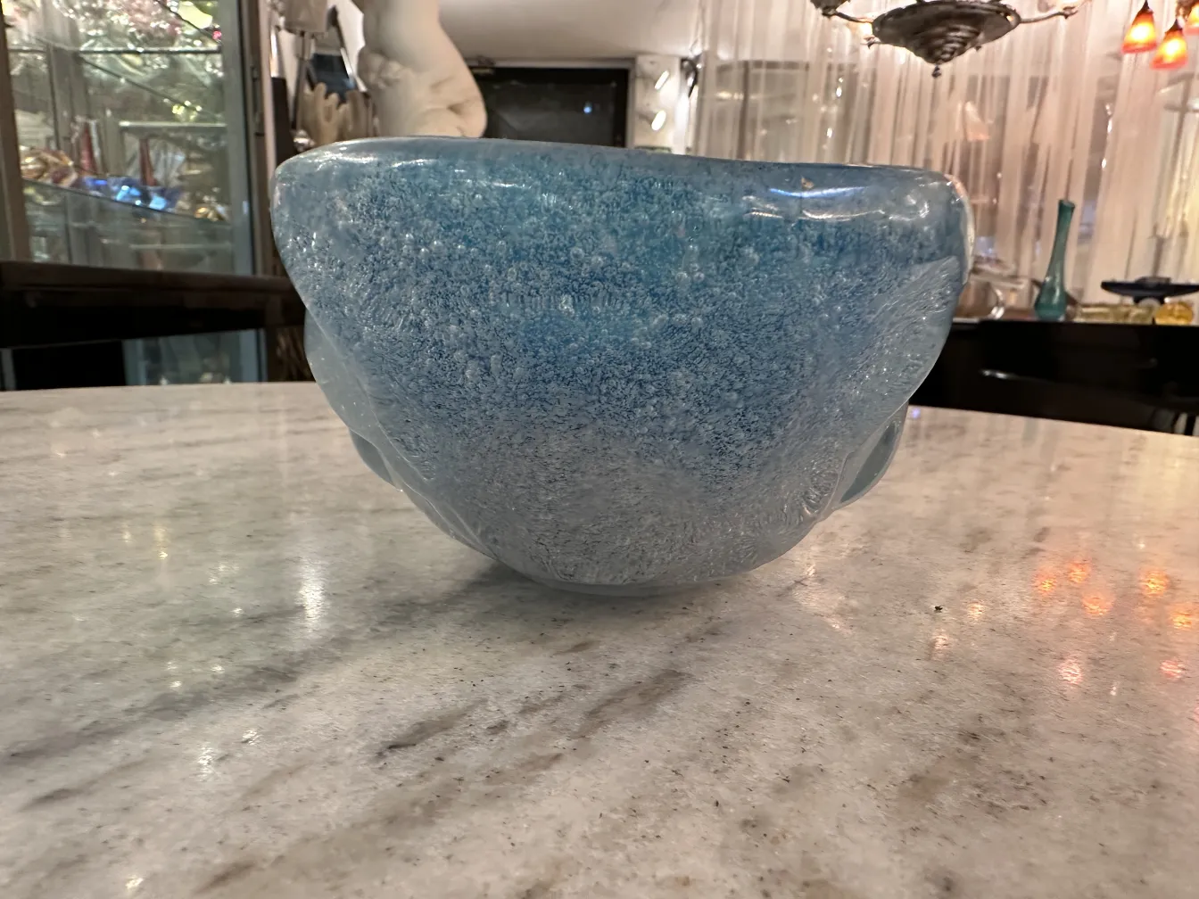 linda peça antiga de cristal de murano na tonalidade azul, decorativa