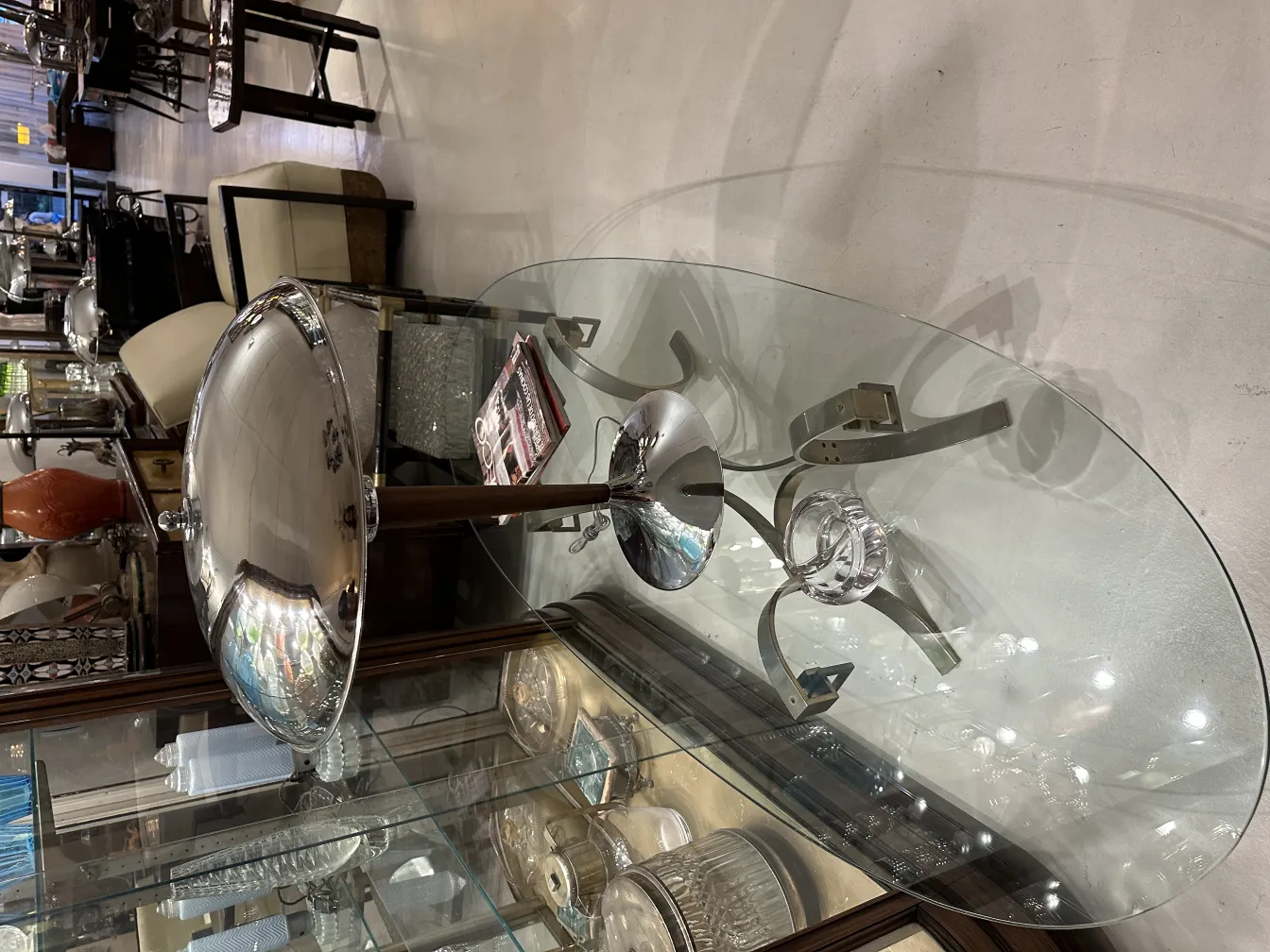 hermosa pieza antigua de cristal de murano con formas elegantes