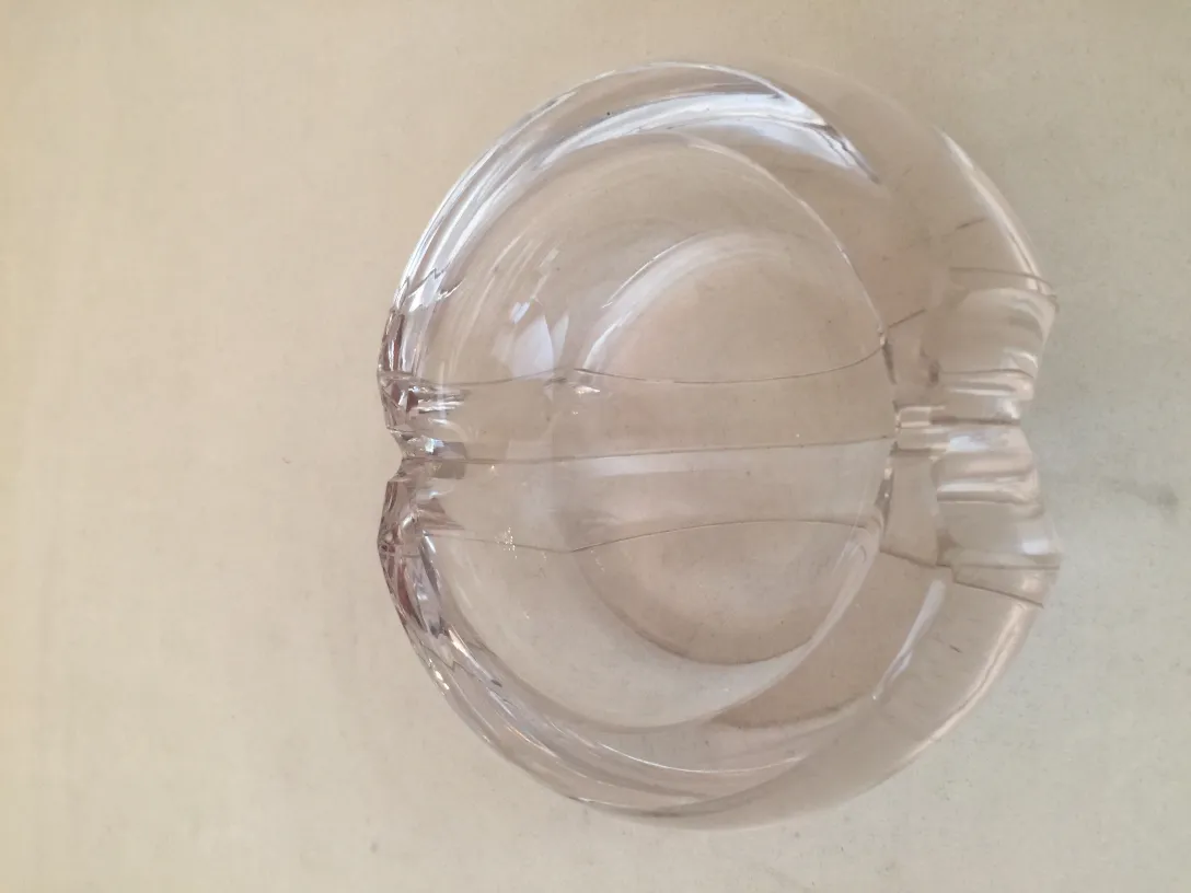 vetro di murano con design distintivo e forme eleganti