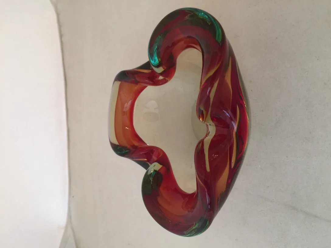 Cristal de Murano ancien décoré en rouge et vert