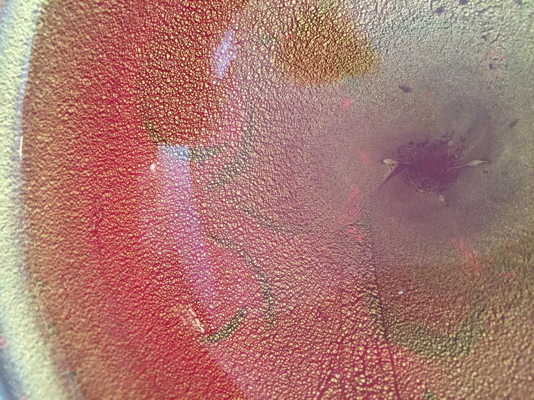 प्राचीन-मुरानो-कांच-जीवंत-रंगों-और-विशिष्ट-डिजाइनों-के-saath.