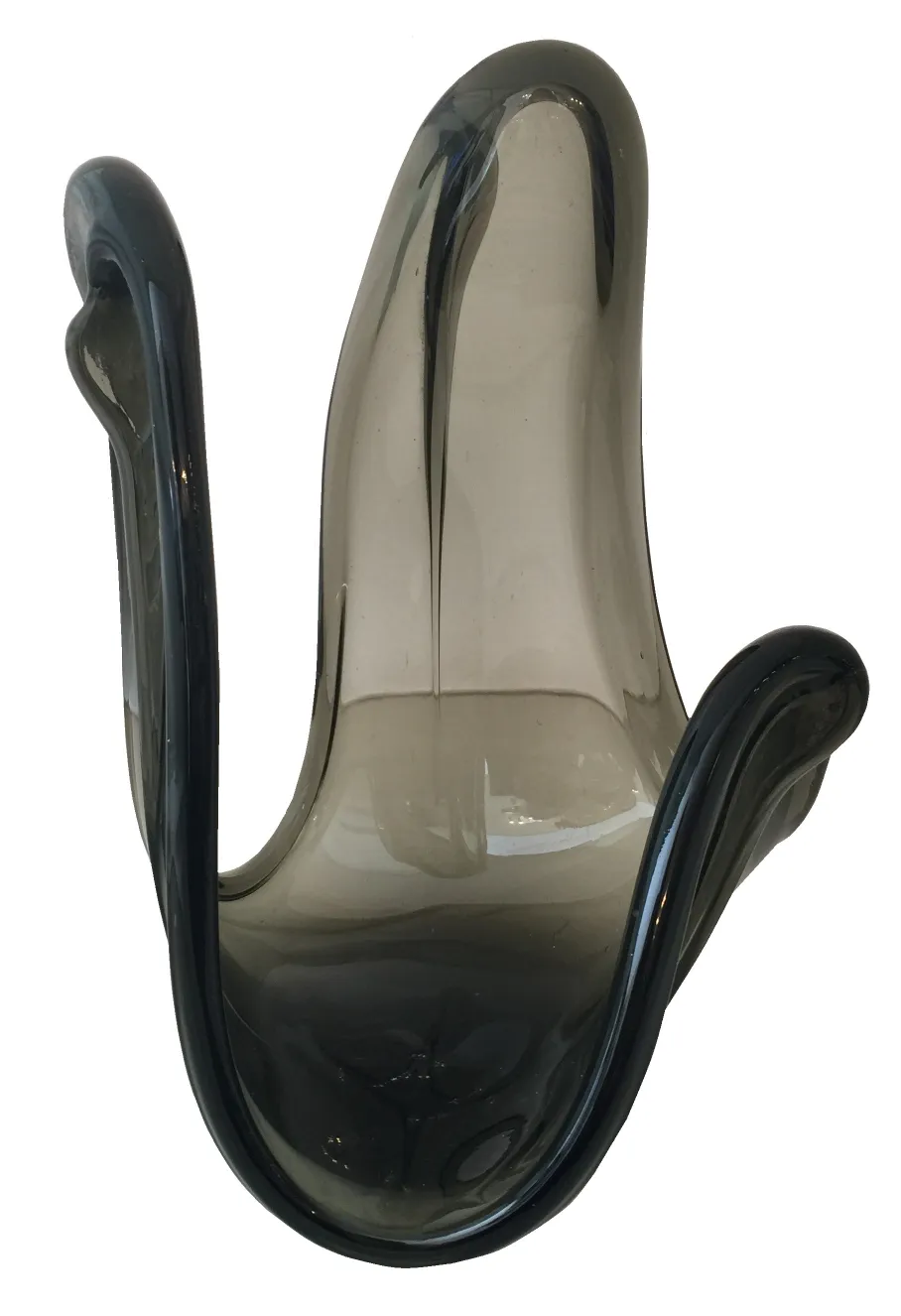 antiguo cristal de murano con forma curvada y elegante