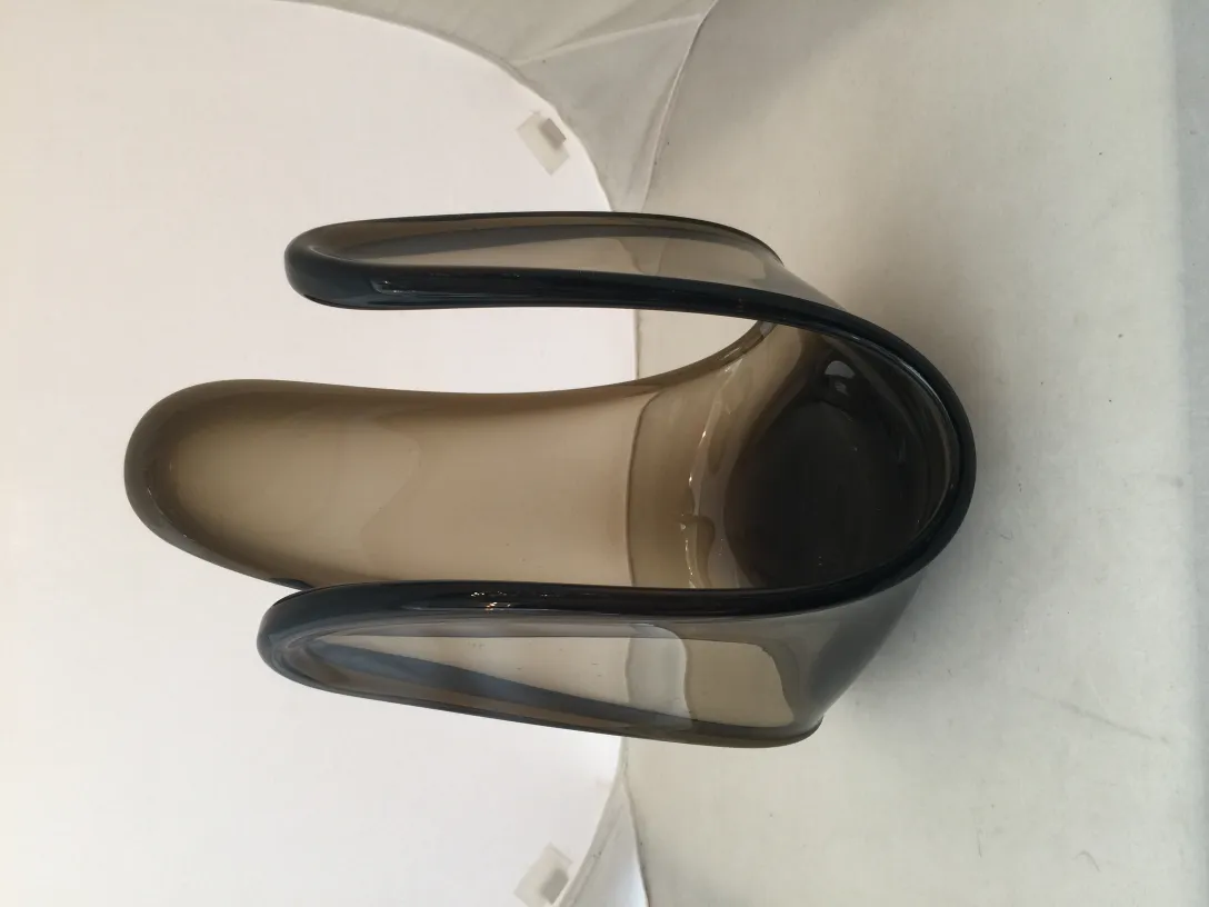 تمثال ديكوري قديم من زجاج مورانو بألوان داكنة