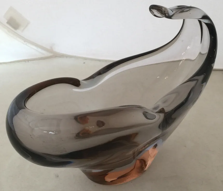 beau cristal de murano en forme de cygne élégant