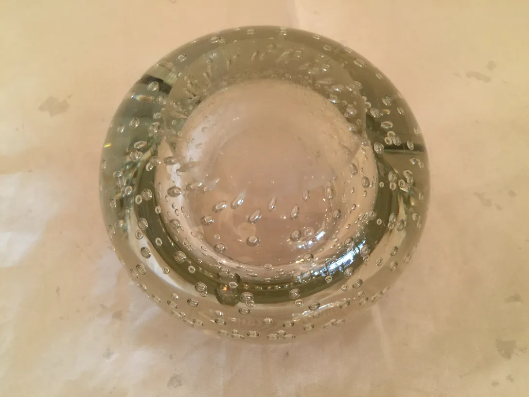 base redonda de cristal de murano con burbujas