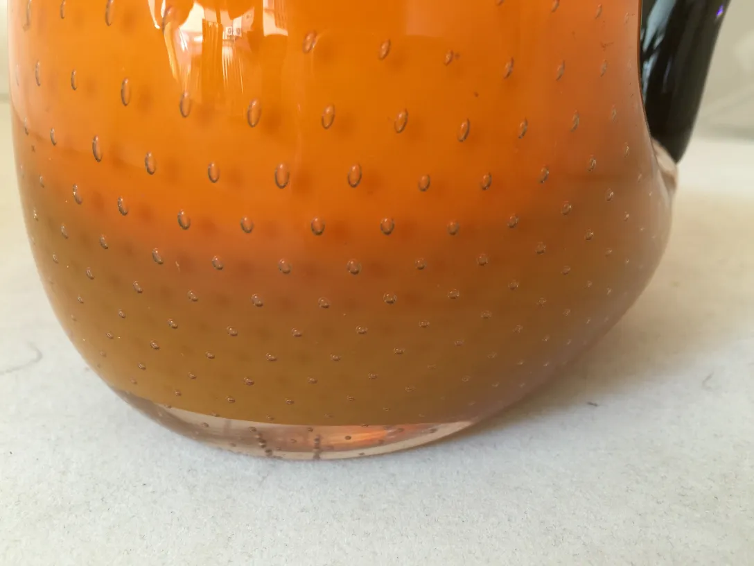 cristal de murano antiguo en tonos naranjas con textura