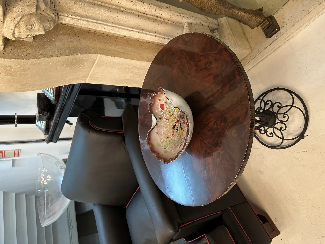 vaso antigo de cristal de murano com cores vibrantes