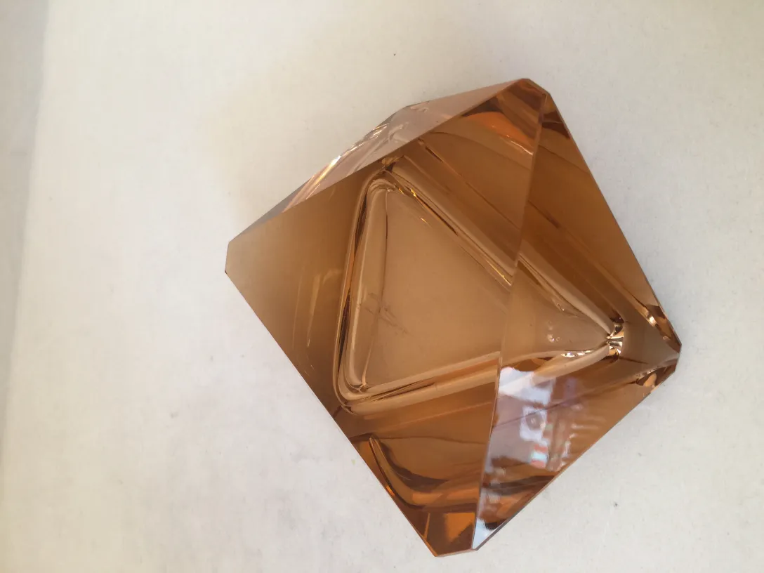 antikes Murano-Glas in Diamantform in Bernsteinfarbe