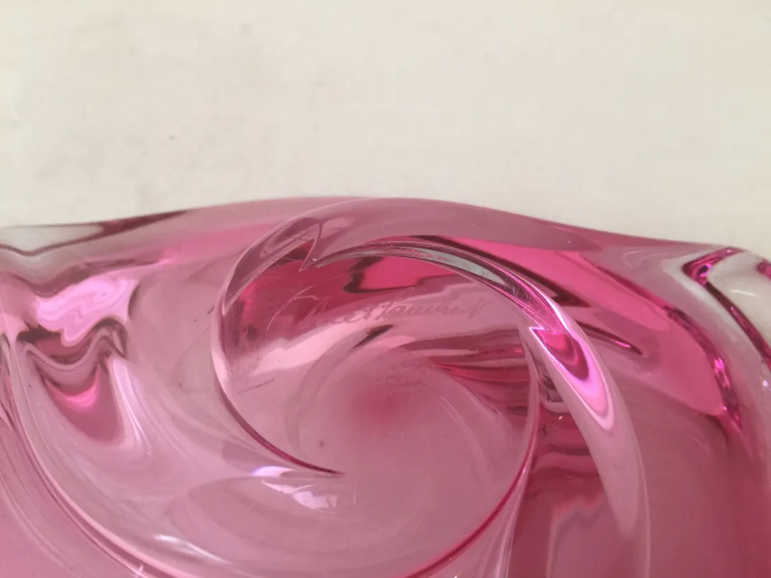 Cristal de Murano antiguo color rosa con diseño fluido