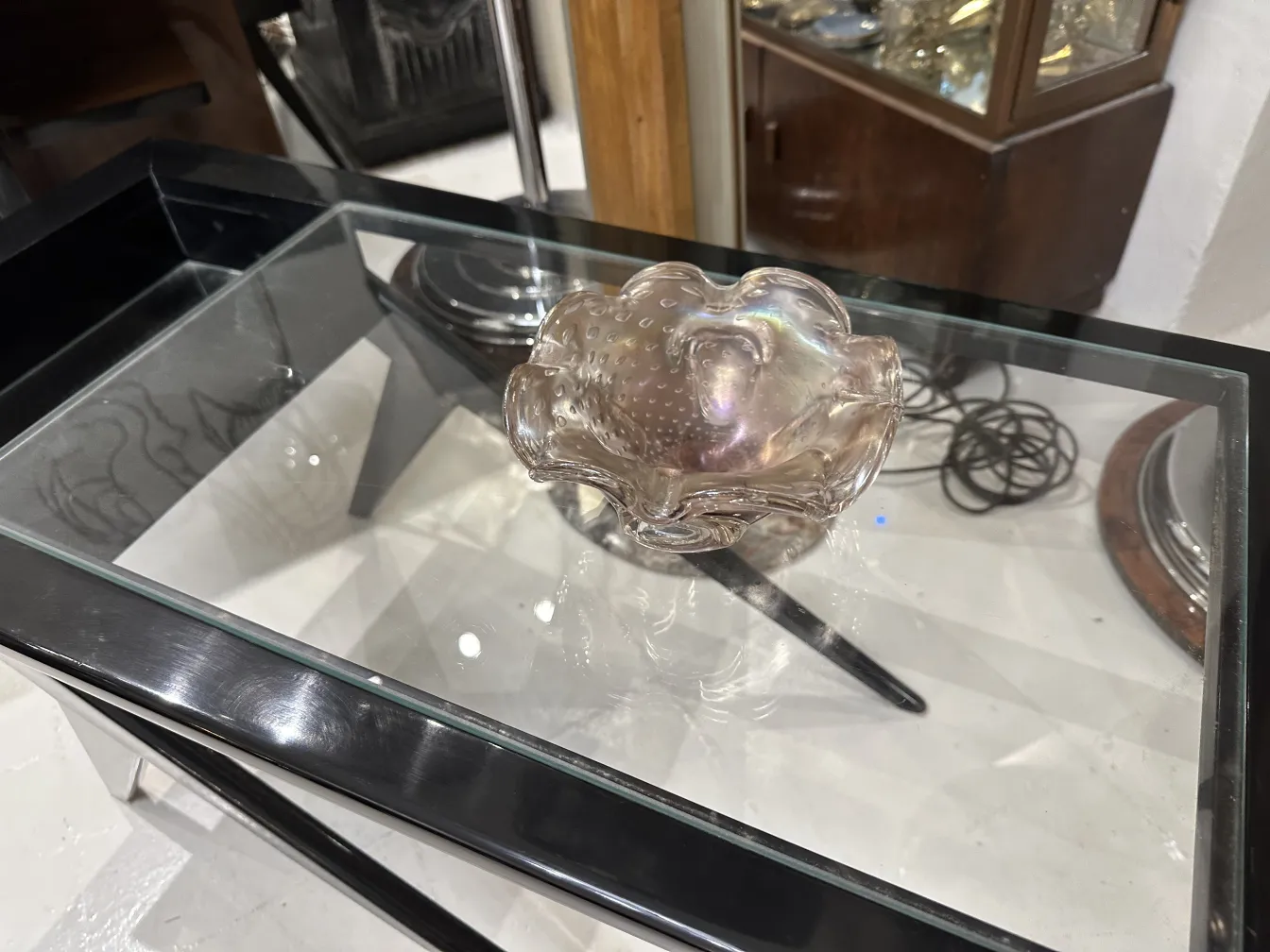 Antikes Murano-Glas mit eleganten Formen und Details