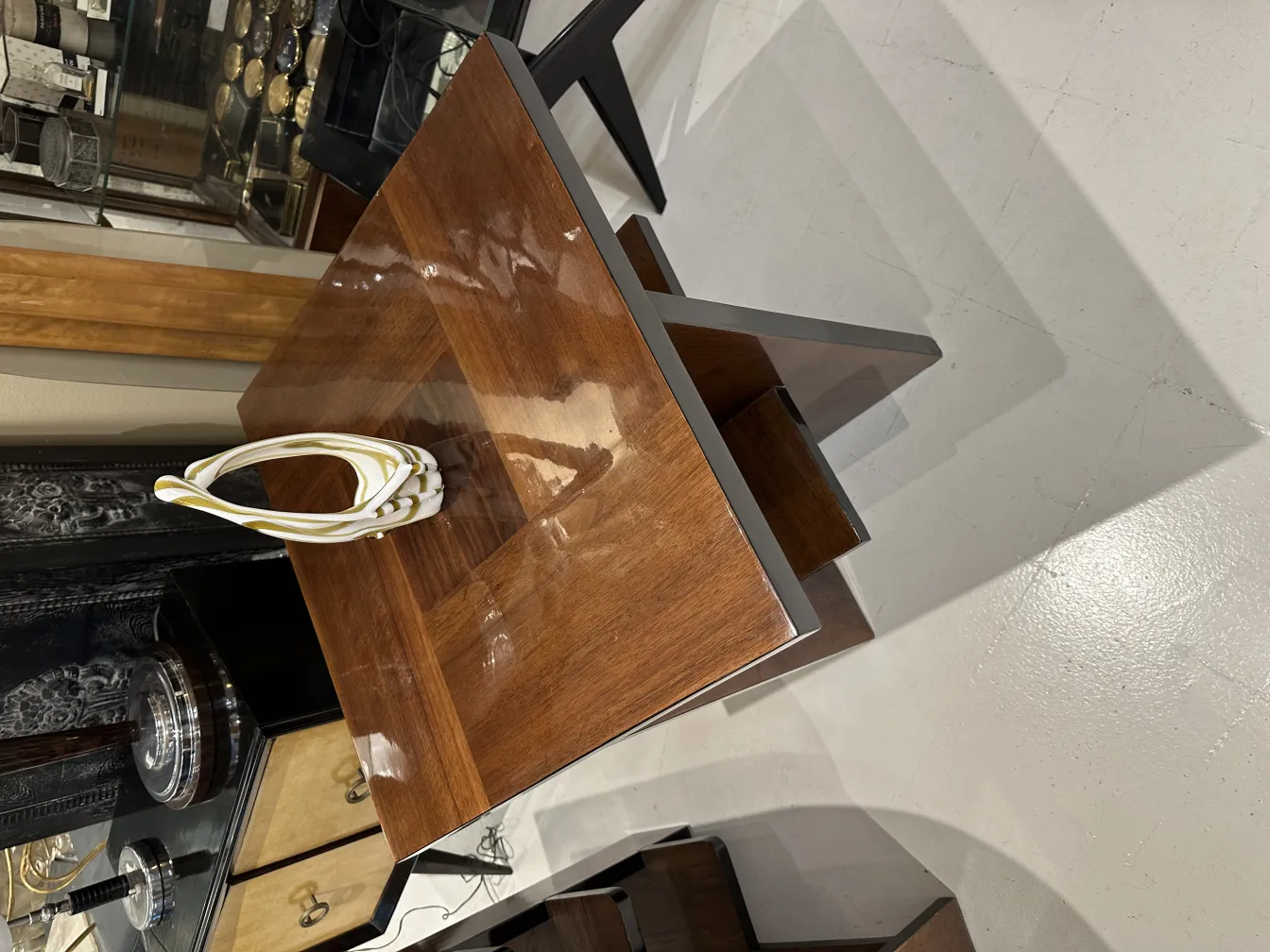 antik murano-glas mit weißen und goldenen Akzenten