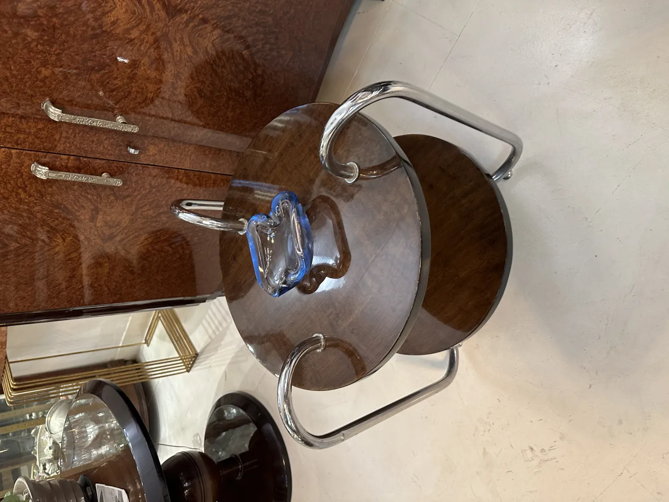 antigüedad cristal de murano decorativo con detalles azules