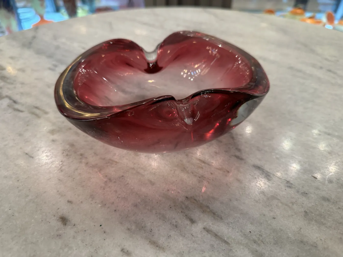 Antikes Murano-Glas in Herzform, rote Farbe