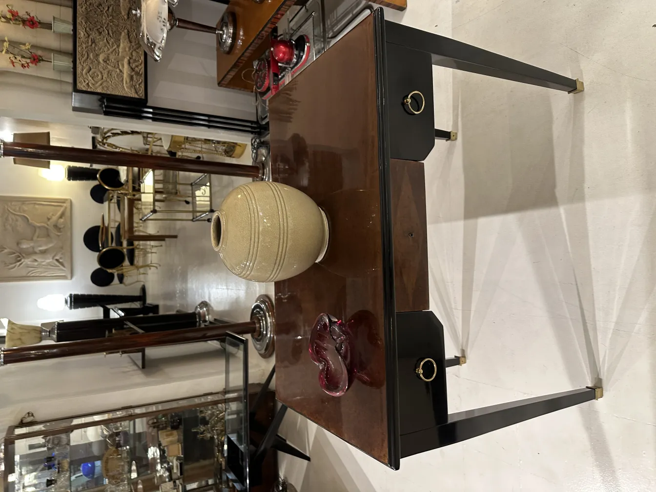 Schönes antikes Stück mit Murano-Glas-Dekorationen