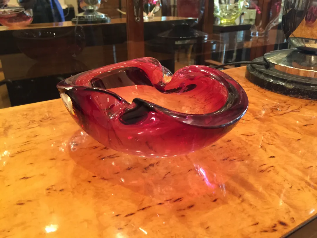 beau cristal de murano rouge foncé, décoration unique