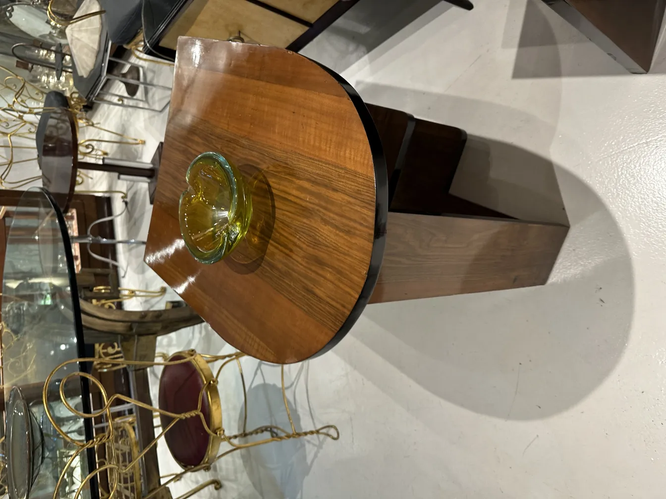 peça decorativa de cristal de murano antigo em tons de amarelo