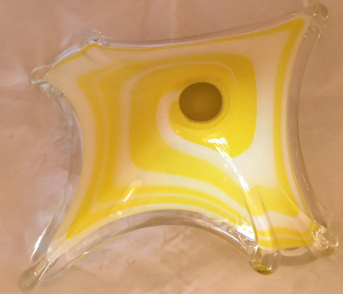 Antikes Murano-Glas in Gelb mit geschwungenem Design