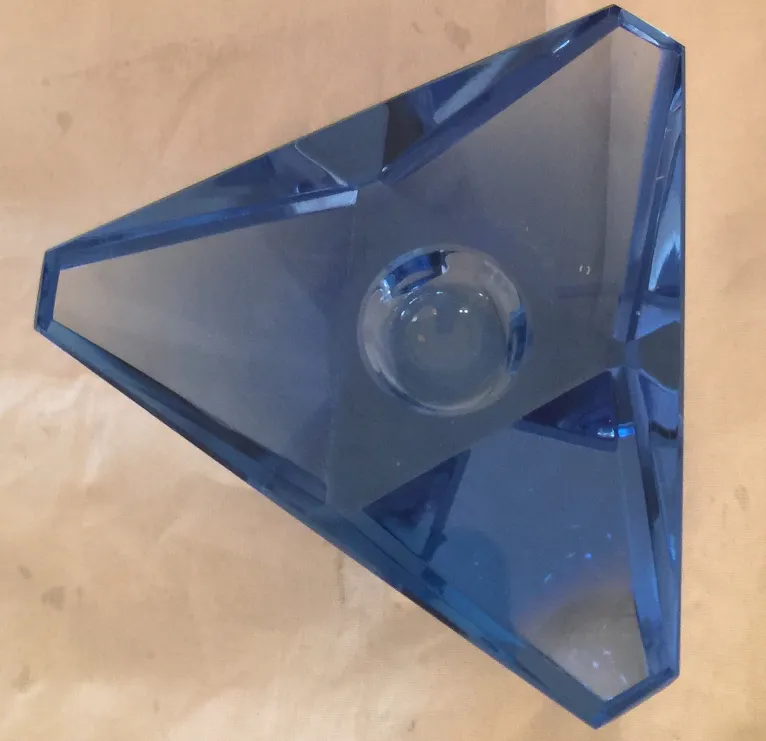 三角形蓝色穆拉诺玻璃制品