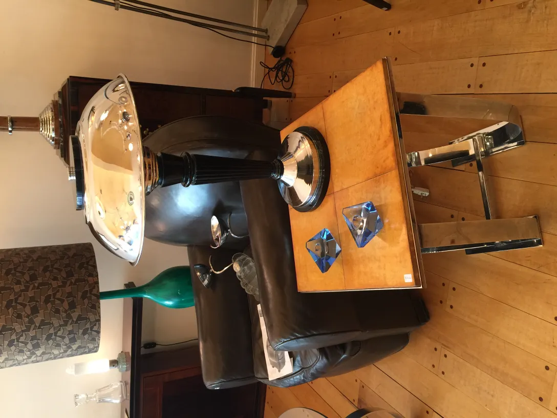 Antigo cristal de Murano decorativo com brilho e cor