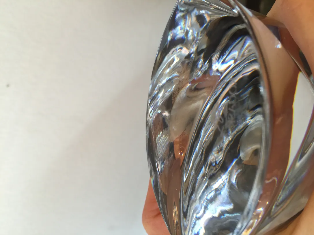 Antikes Murano-Glas mit eleganten klaren Formen