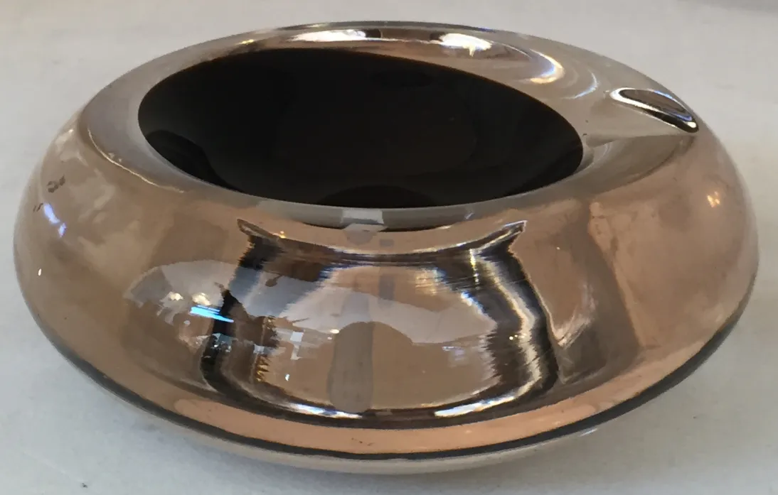 고급스러운 무라노 유리 장식품, 둥근 모양과 광택