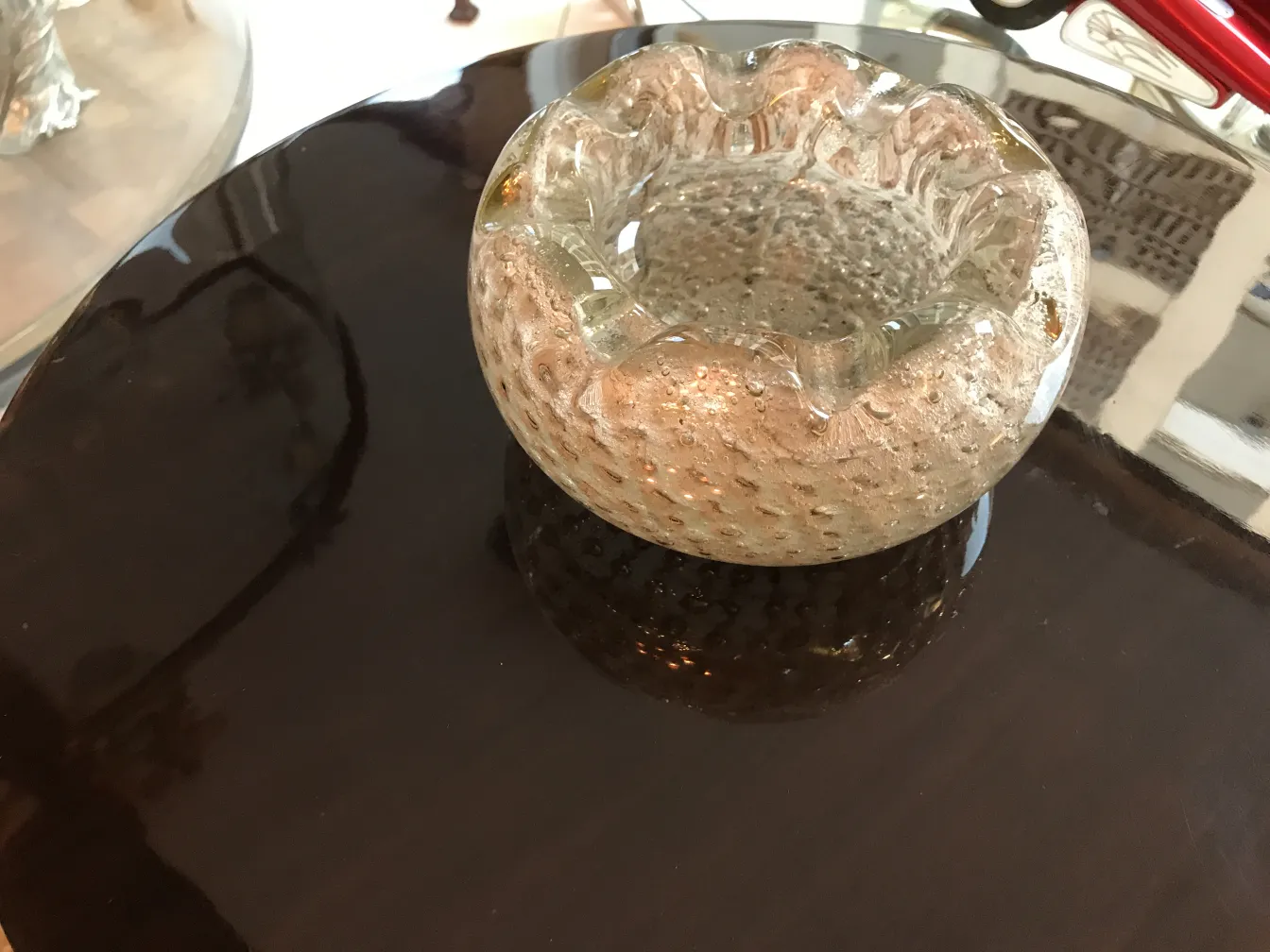 表面带气泡的穆拉诺玻璃装饰品