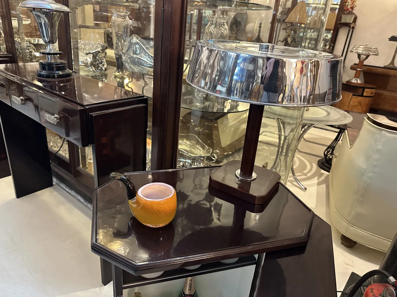 lámpara de cristal de Murano con base decorativa y luz suave