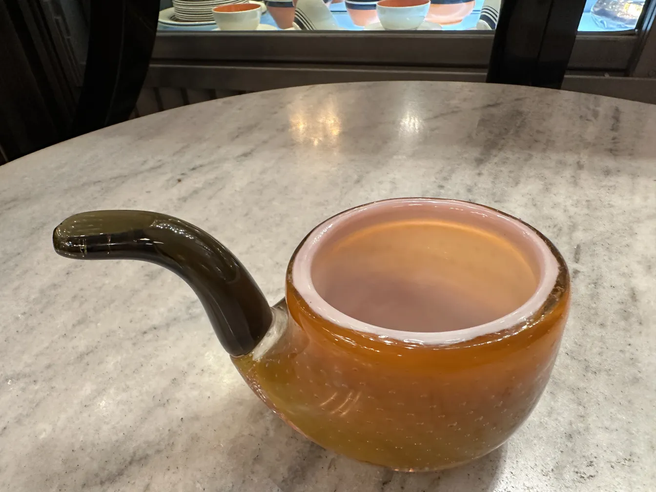 vaso antico in vetro di murano in tonalità ambra