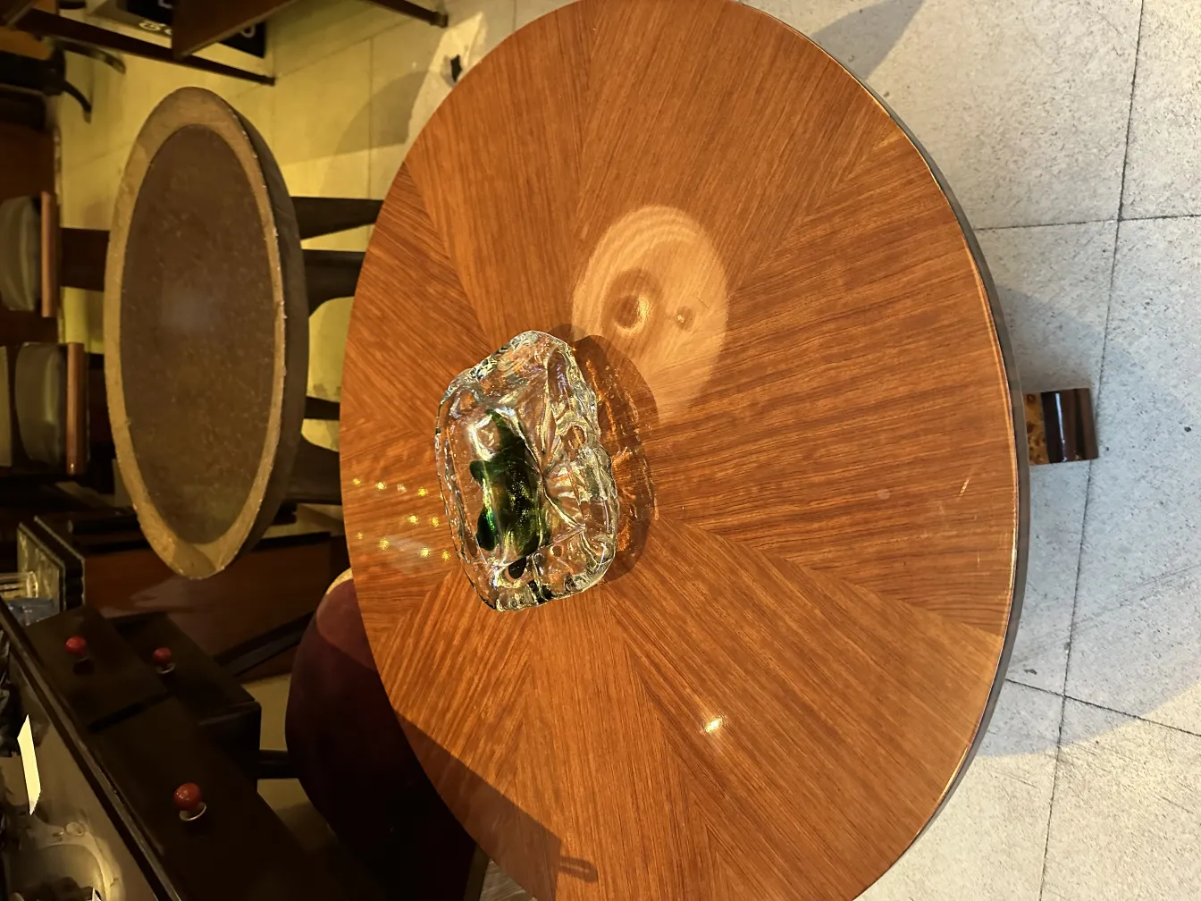 antica figura in vetro di murano con dettagli verdi