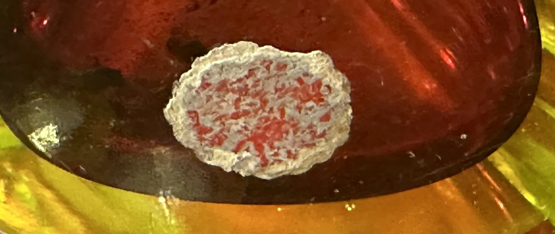 美丽的古董穆拉诺玻璃，具有多彩的艺术设计。