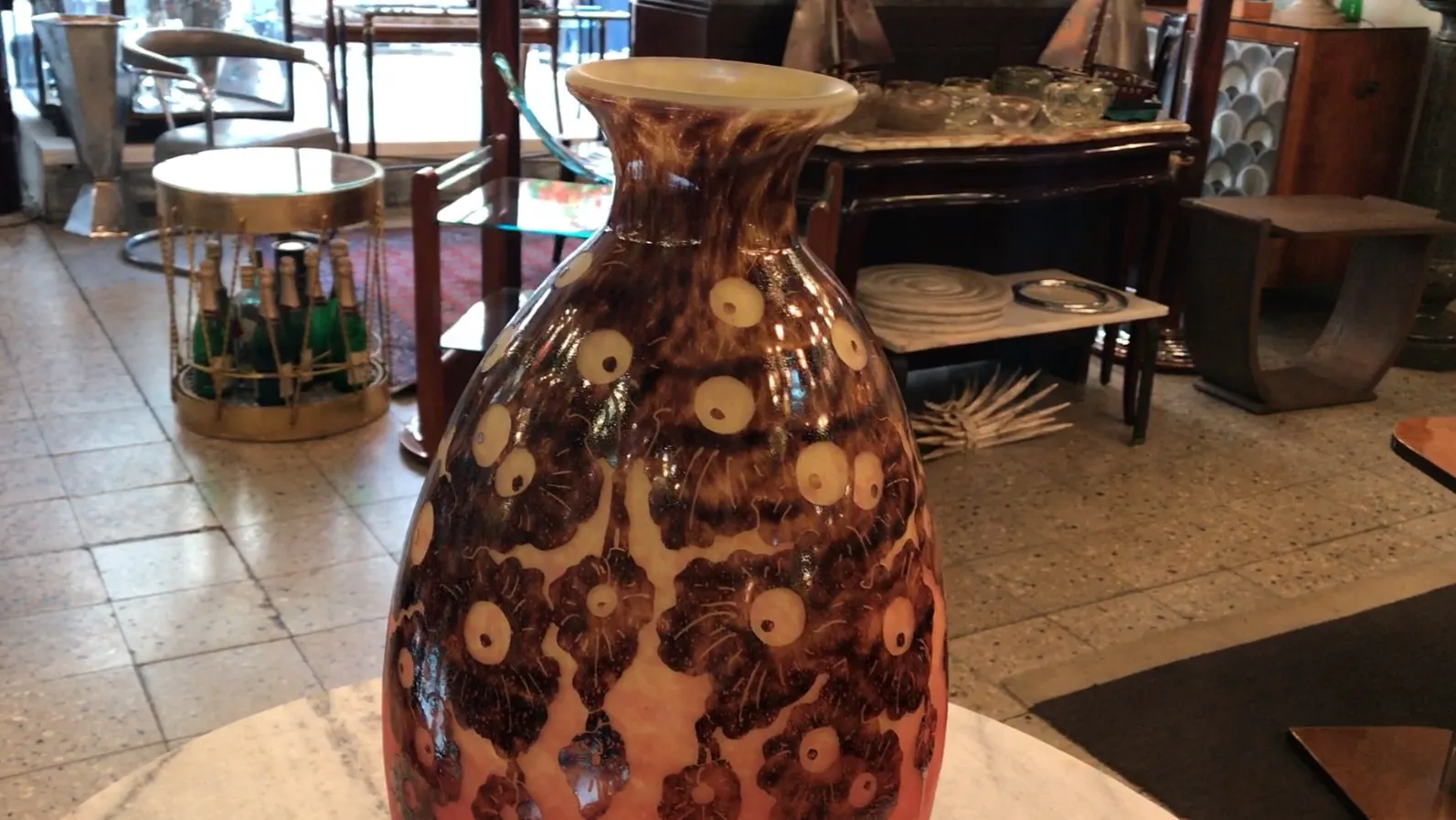 antiguo vidrio decorativo firmado le verre con diseño floral