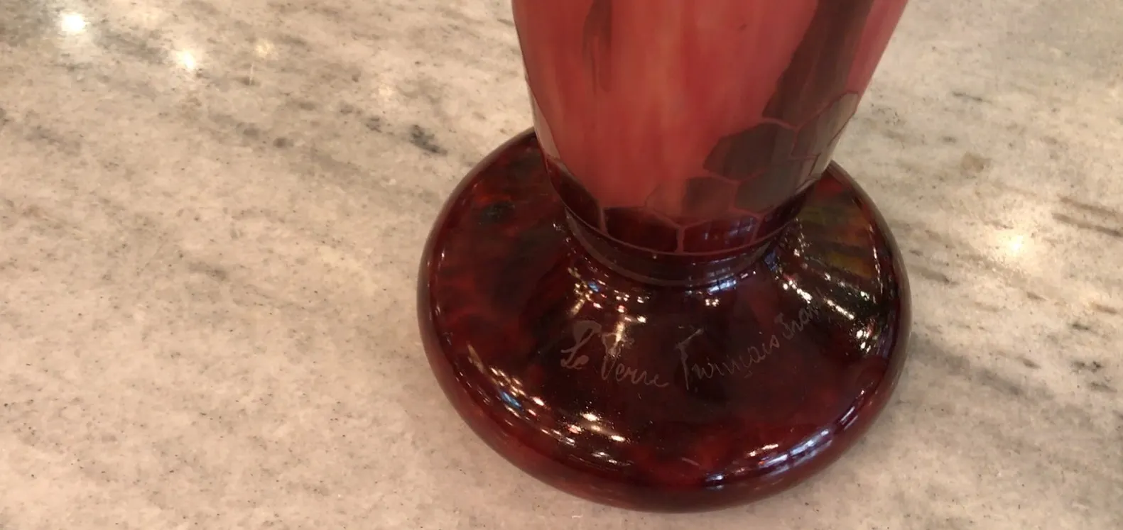 authentisches antikes signiertes Glas Le Verre mit klassischem Design