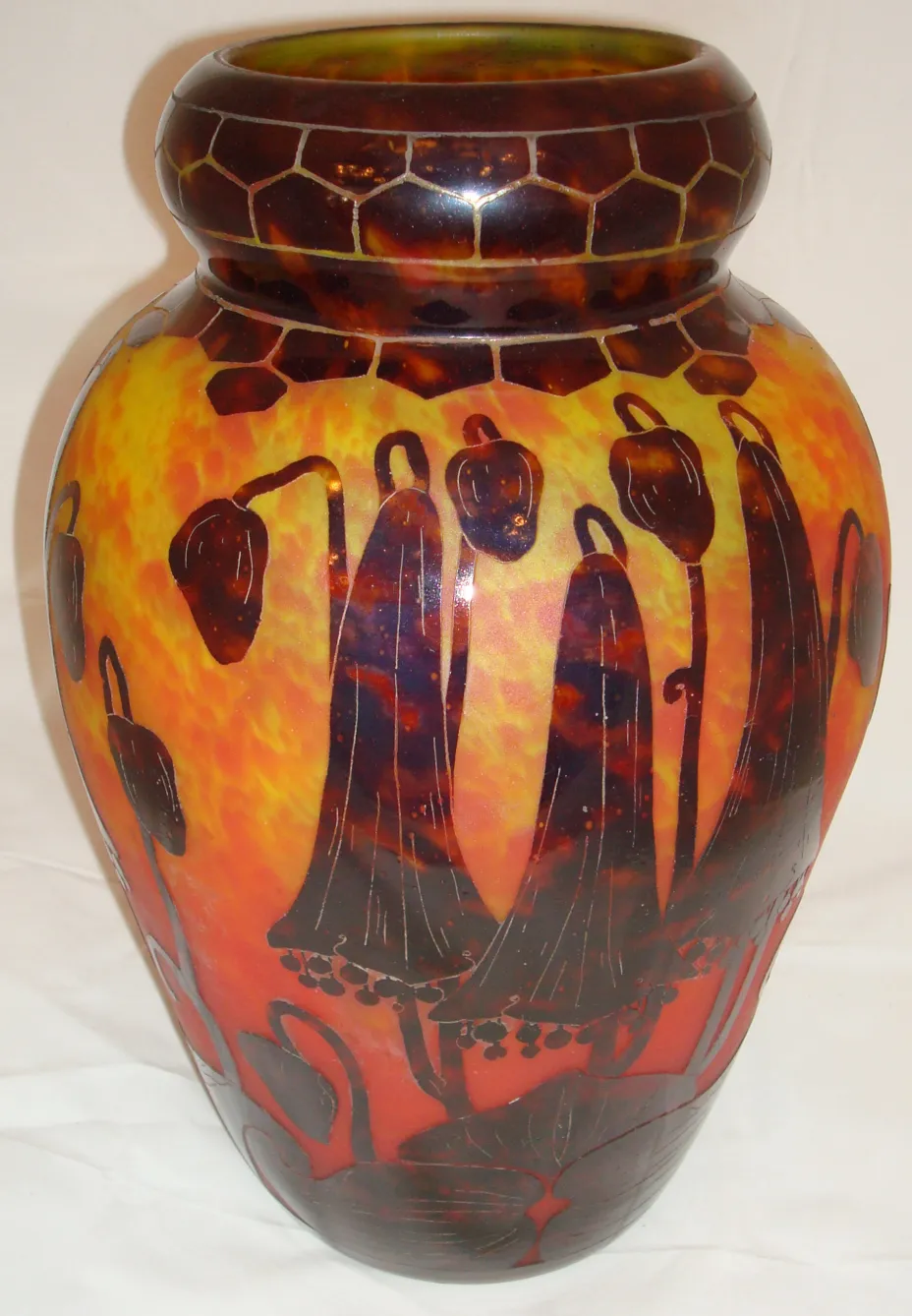 jarrón antiguo de vidrio firmado le verre con decoración