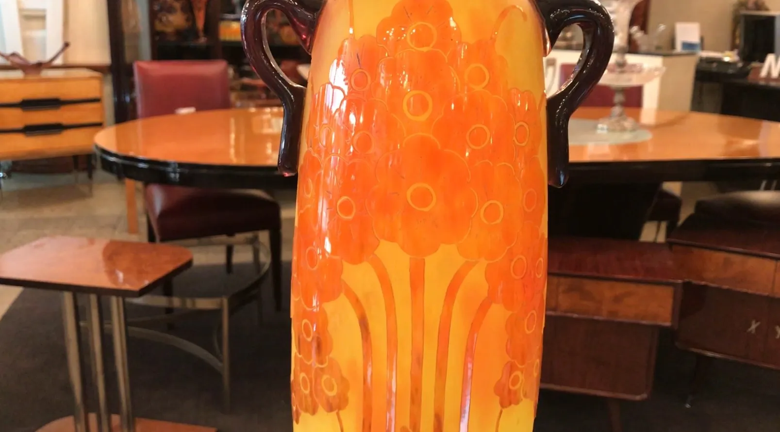 古董签名玻璃花瓶，Le Verre 带花卉图案