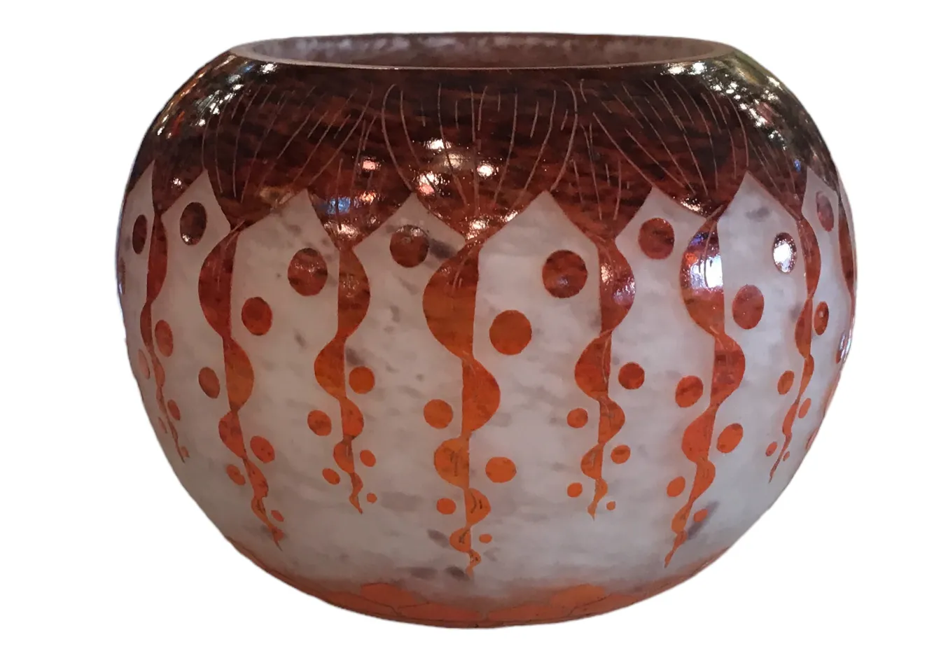 古董签名玻璃（Le Verre）带有五彩的优雅设计。