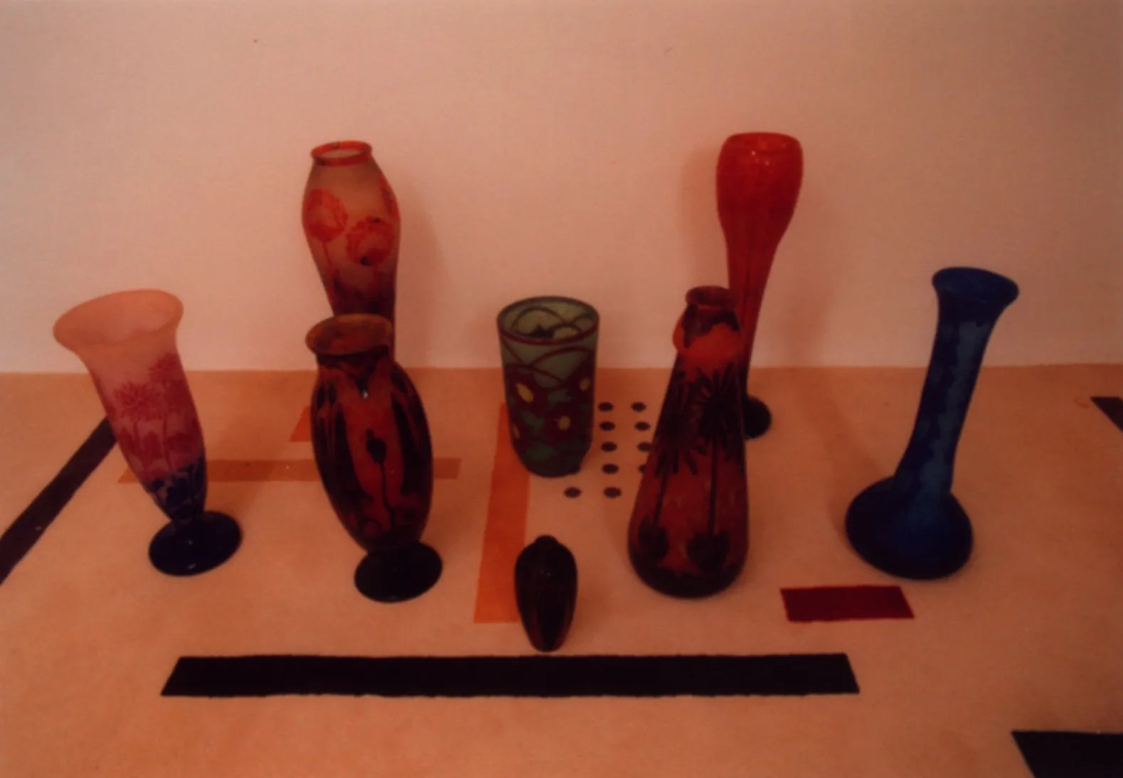 다양한 디자인의 서명된 유리잔 le verre 컬렉션