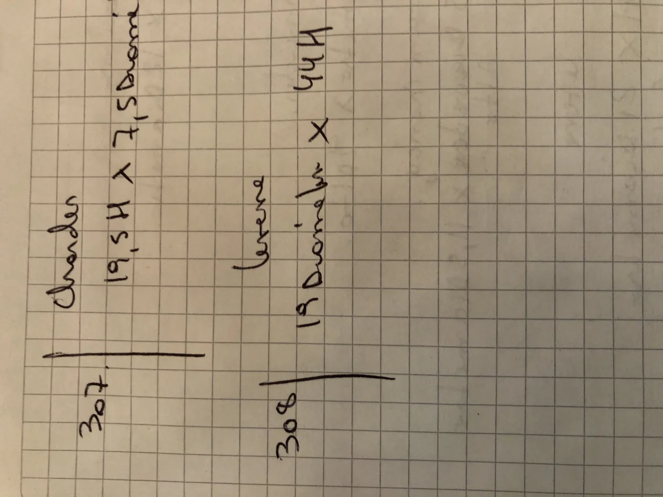 verre ancien signé de style français avec détails visibles