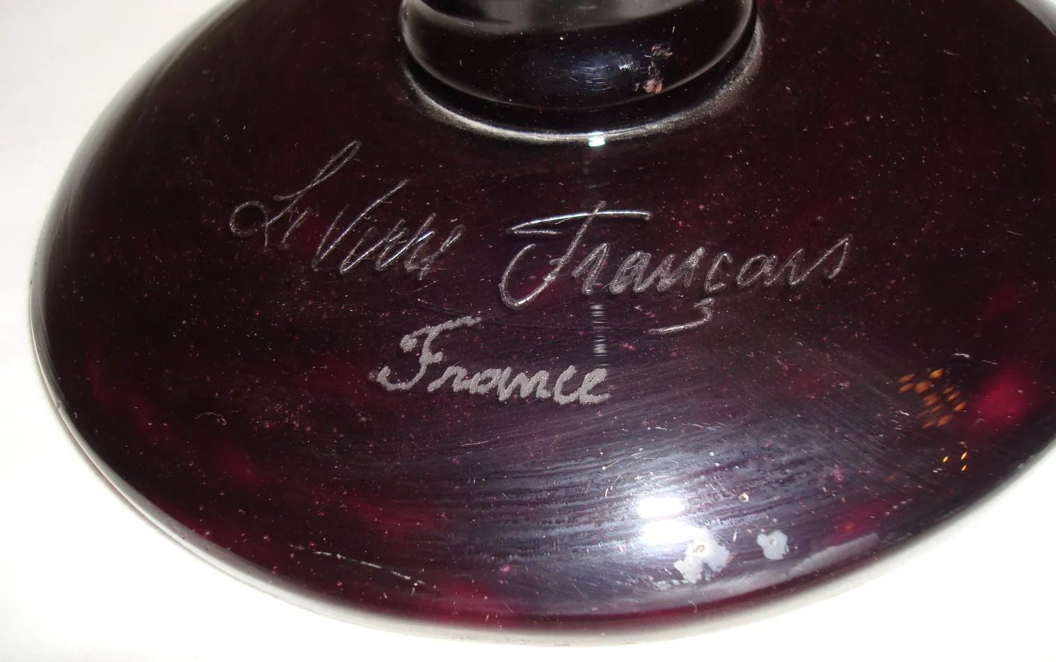 Antique signed glass with visible inscription from Le Verre, subtle decorations.