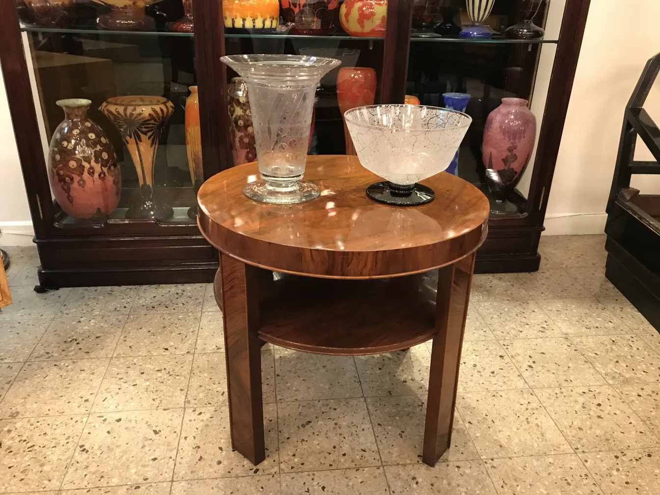 Decoração antiga com vidro assinado Daum Nancy, estilo elegante