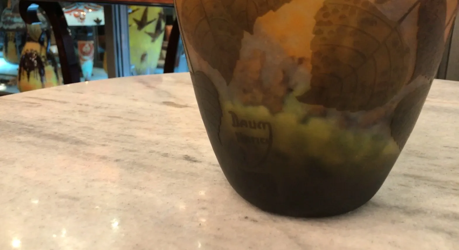 명확한 서명이 있는 고대 다움 난시 유리잔