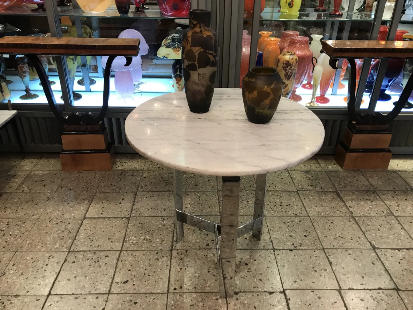 antiquité verre signé daum nancy sur table ronde