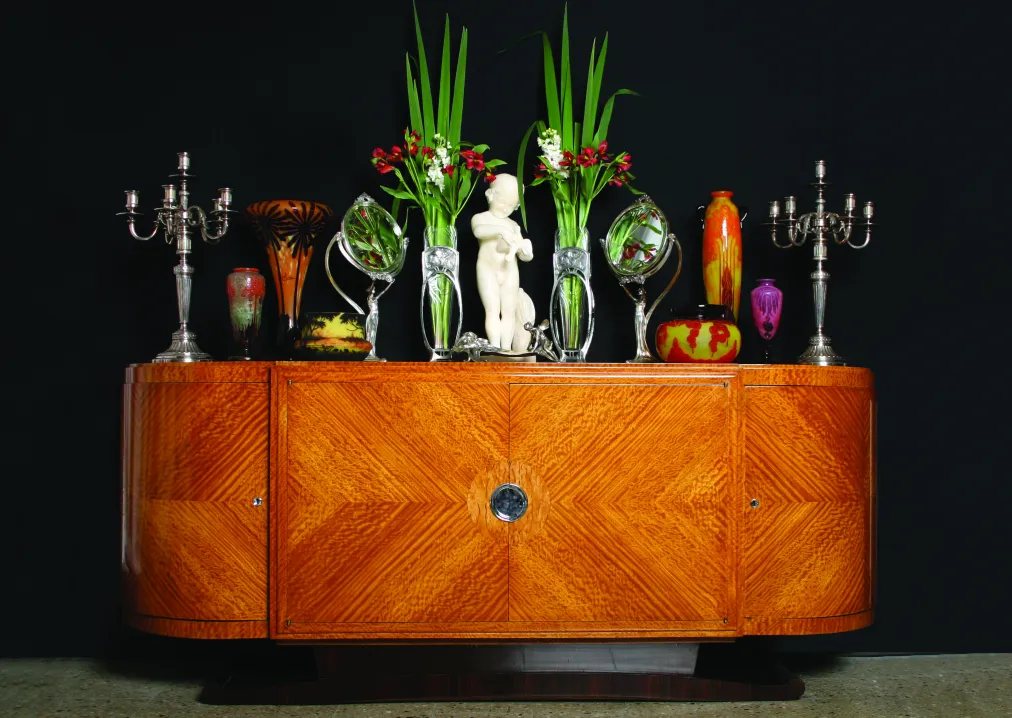 vetro firmato charder antiquariato, decorato con candelabri