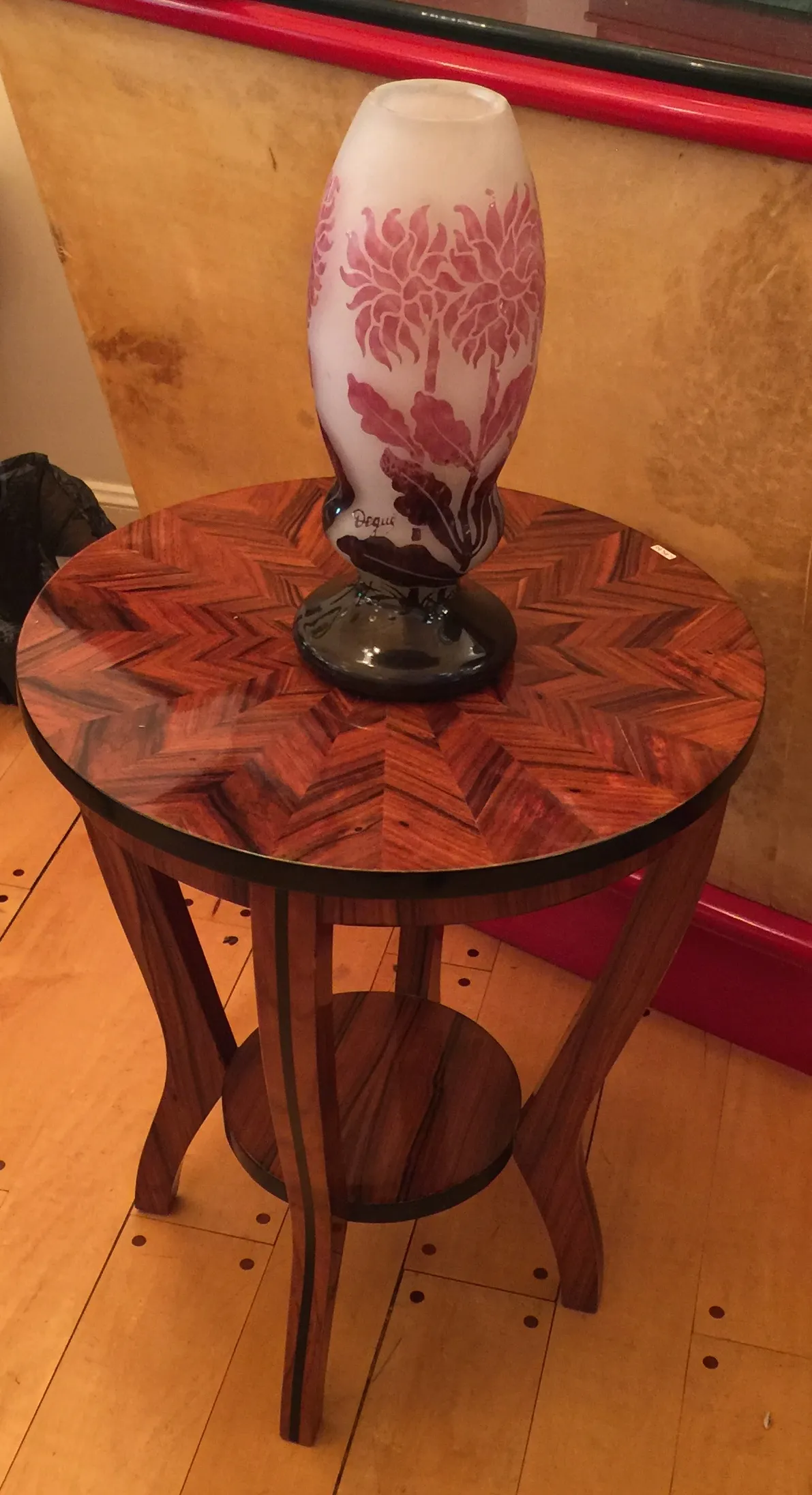 decorative antique featuring artistic details of signed glass Degué