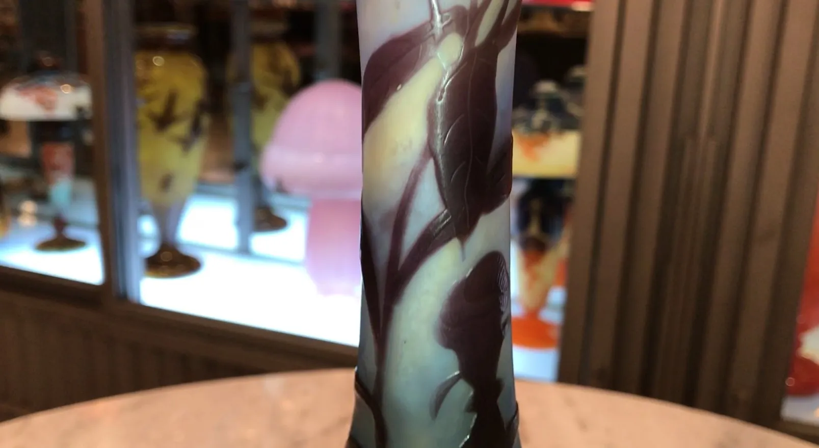 签名玻璃Gallé，带有紫色叶子细节，古董