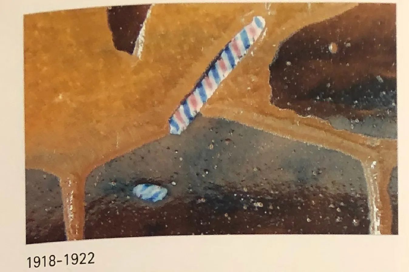 Vidrio firmado con diseño de caramelo y bandera francesa, antigüedad.