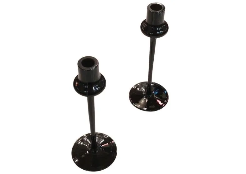 zwei schwarze Kerzenhalter mit runder Basis, antikes signiertes Glas