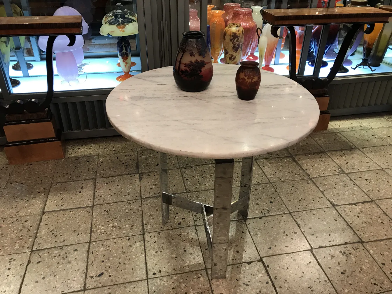 Antiquitäten, signiertes Glas D'Argental, dekorativ, Keramik, Vasen darum