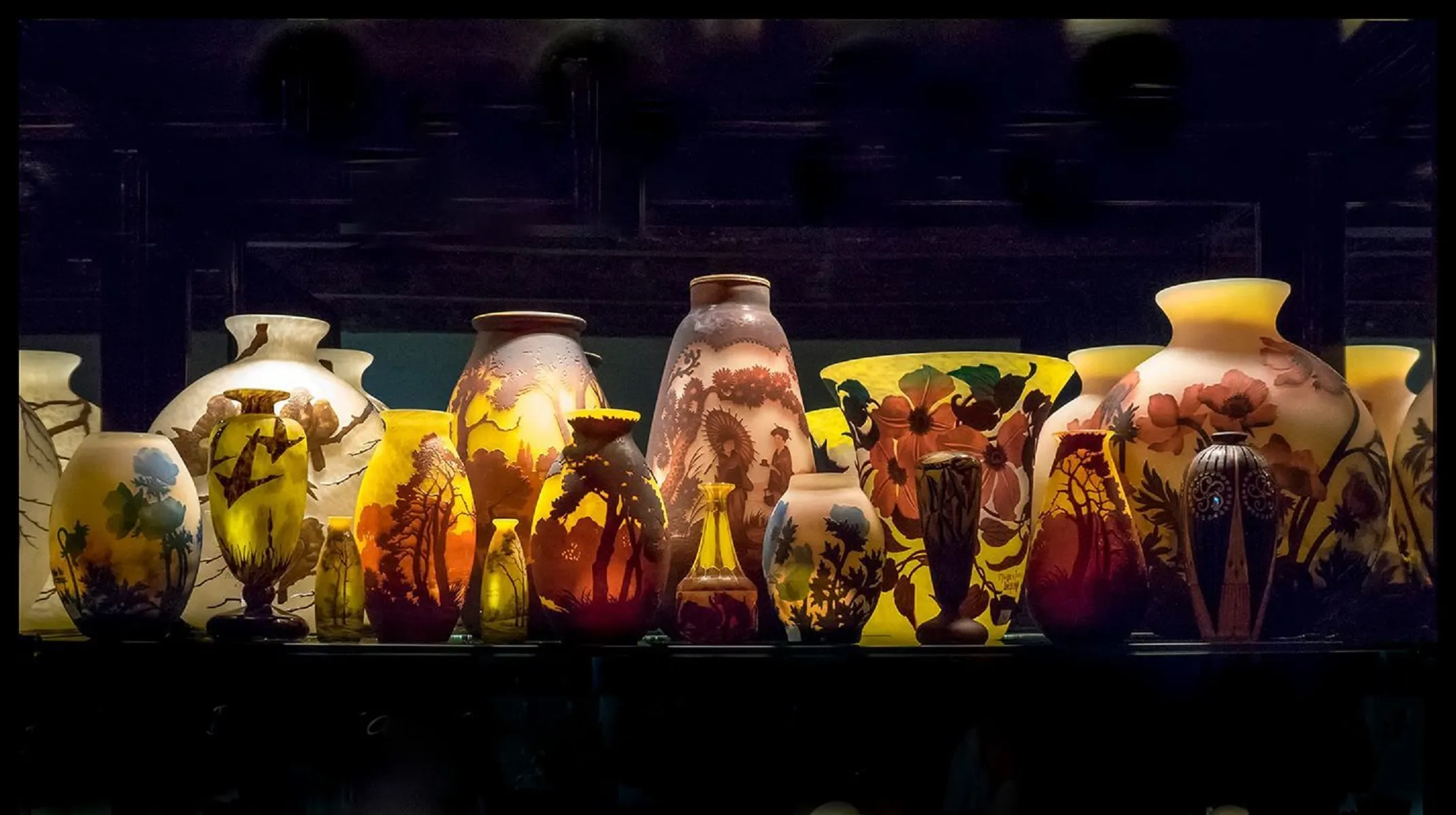 古いサイン入りグラス、装飾的、鮮やかな色